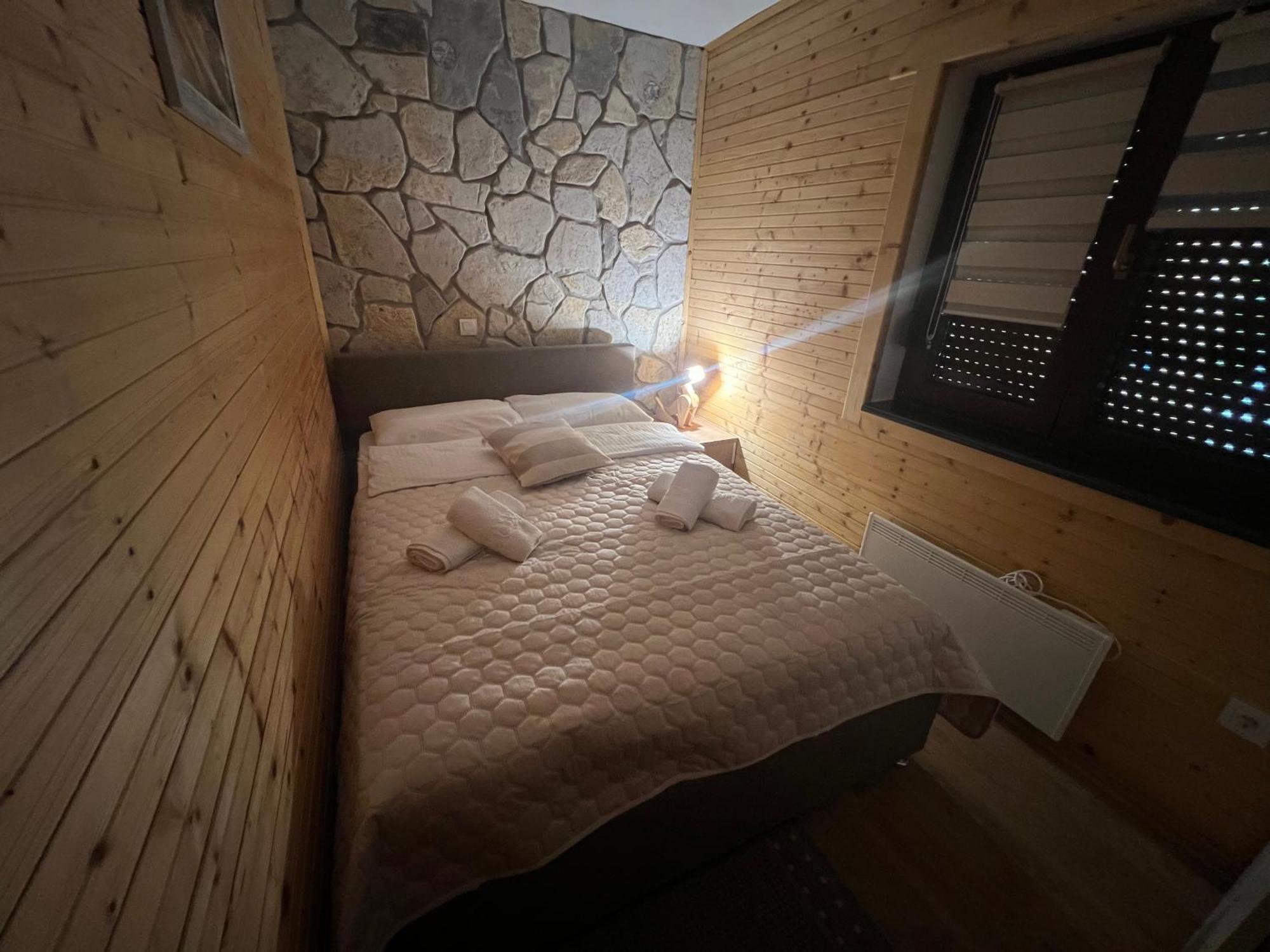 Zen Den Apartments โอโทชาส ภายนอก รูปภาพ