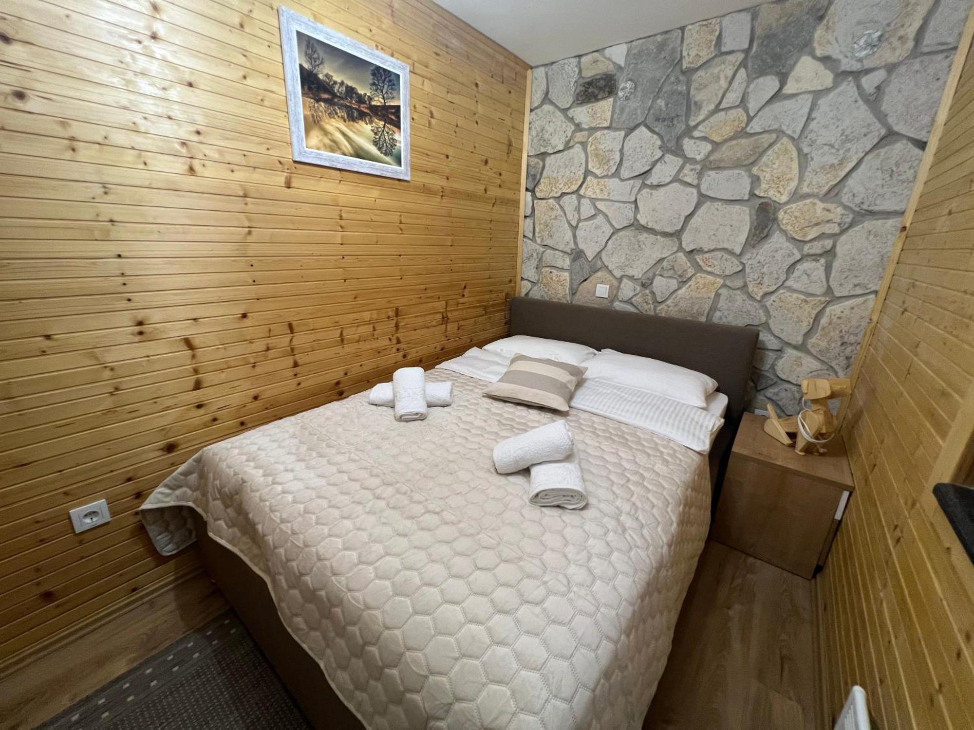 Zen Den Apartments โอโทชาส ภายนอก รูปภาพ